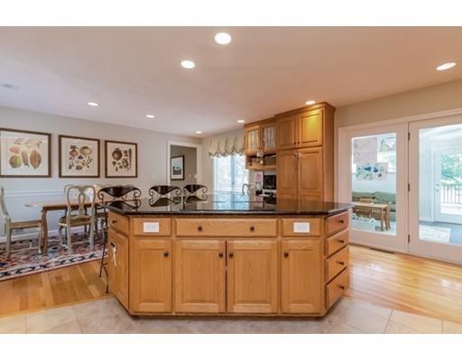 47 Gerald Rd, Marblehead, MA 01945 photo 8
