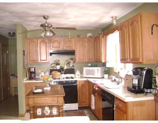 119 Warner St, Fall River, MA 02720 photo 2