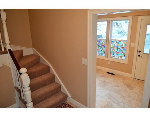 6 Chase St, Beverly, MA 01915 photo 6