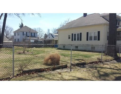 21 Utica St, Springfield, MA 01104 photo 2