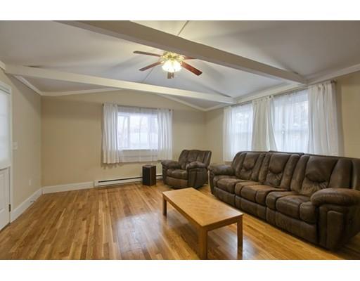 3 Charter St, Danvers, MA 01923 photo 7