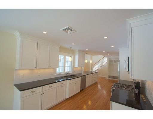 237 Franklin St, Reading, MA 01867 photo 9