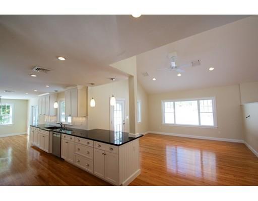 237 Franklin St, Reading, MA 01867 photo 6
