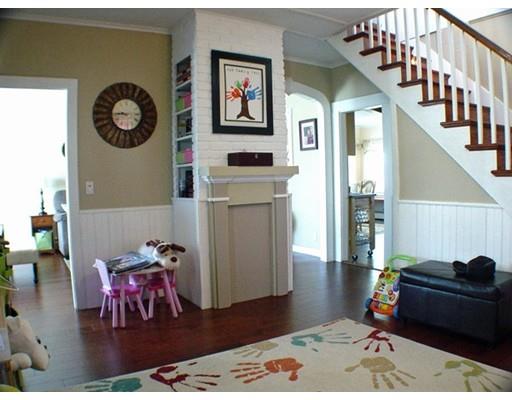 384 Anthony St, Fall River, MA 02721 photo 16
