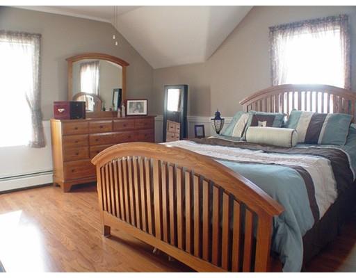 384 Anthony St, Fall River, MA 02721 photo 22