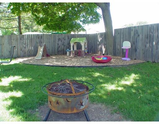 384 Anthony St, Fall River, MA 02721 photo 3