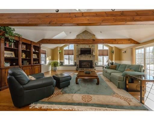 12 Saw Mill Pond Rd, Hingham, MA 02043 photo 6