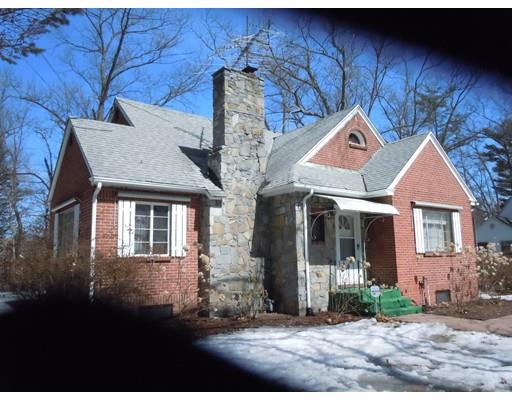155 Carnavon Cir, Springfield, MA 01109 photo 1