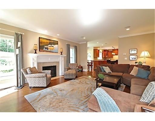 28 Pine Grv, Needham, MA 02494 photo 5