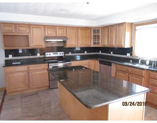 383 Mower St, Worcester, MA 01602 photo 4