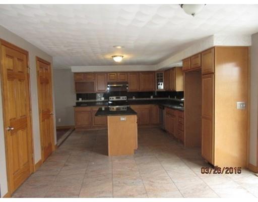 383 Mower St, Worcester, MA 01602 photo 5