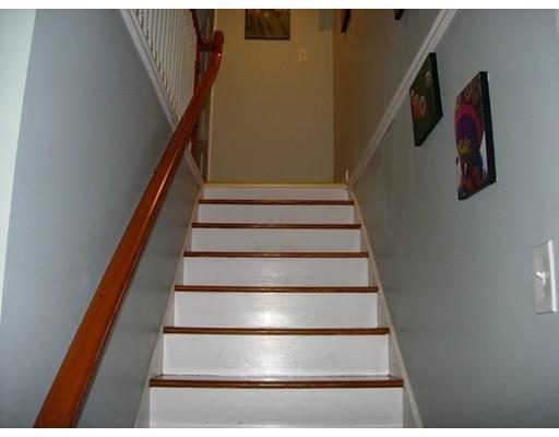 290 Plumtree Rd, Springfield, MA 01118 photo 16