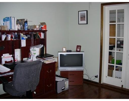 290 Plumtree Rd, Springfield, MA 01118 photo 15