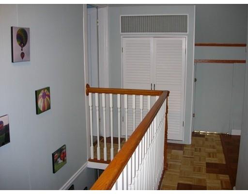 290 Plumtree Rd, Springfield, MA 01118 photo 18