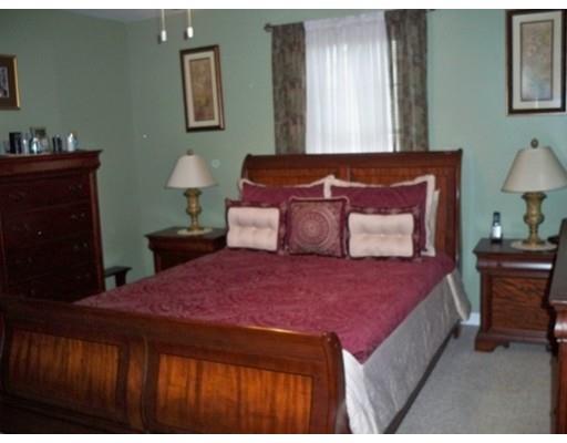 319 Arnold Ave, Springfield, MA 01119 photo 12