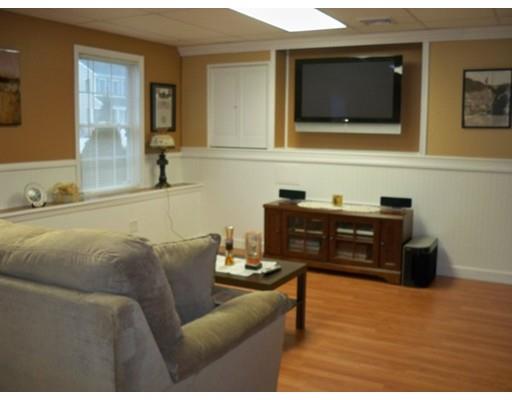 319 Arnold Ave, Springfield, MA 01119 photo 14