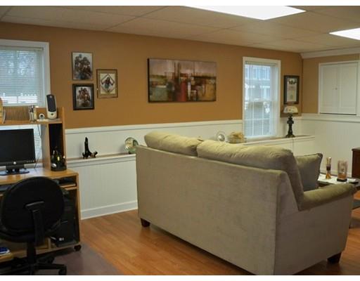 319 Arnold Ave, Springfield, MA 01119 photo 18