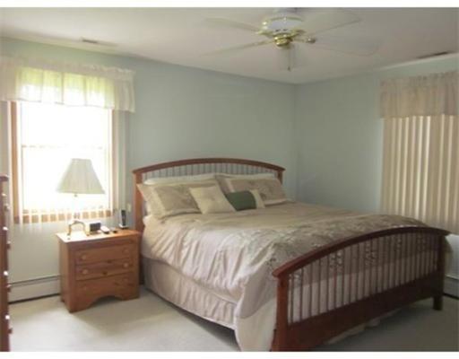 14 Duda Dr, Easthampton, MA 01027 photo 9