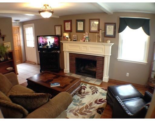 64 Apache Rd, Bellingham, MA 02019 photo 8