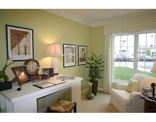 7 Augustus Ct #2001, Reading, MA 01867 photo 3