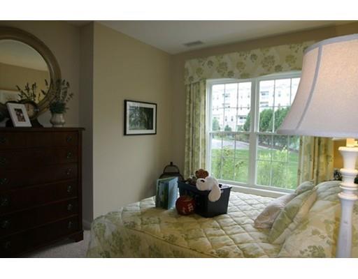 7 Augustus Ct #2001, Reading, MA 01867 photo 10