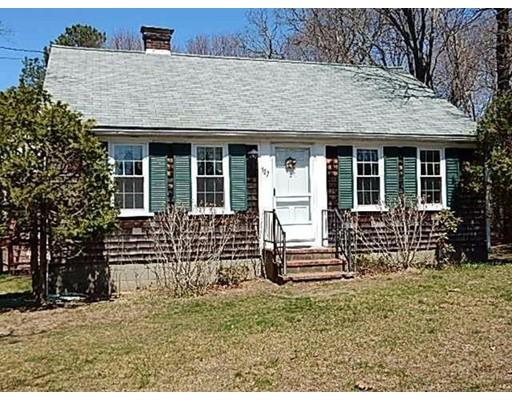 127 Pond St, Barnstable, MA 02655 photo 2