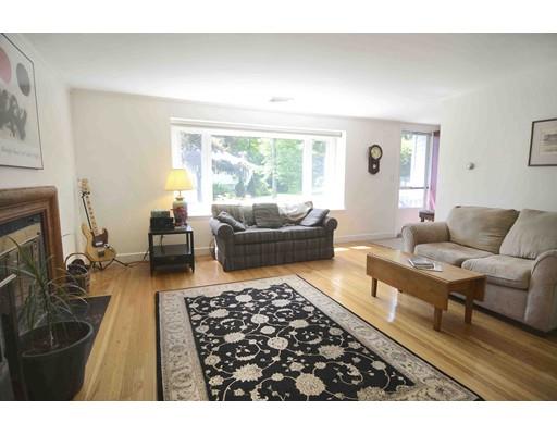 82 Sutton Rd, Needham, MA 02492 photo 3