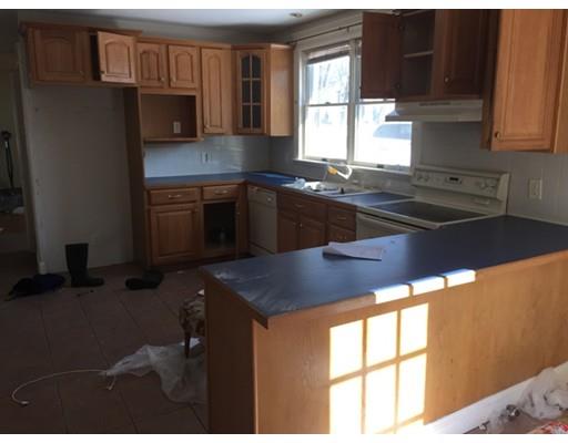 90 Eleanor Rd, Springfield, MA 01108 photo 15