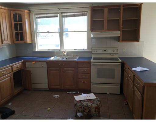 90 Eleanor Rd, Springfield, MA 01108 photo 17