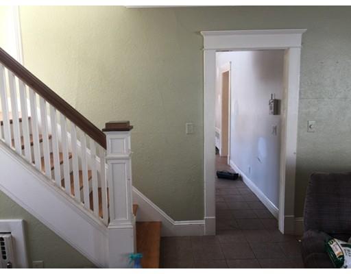 90 Eleanor Rd, Springfield, MA 01108 photo 8