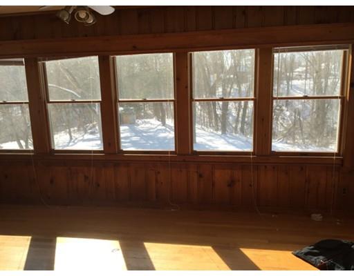 90 Eleanor Rd, Springfield, MA 01108 photo 12