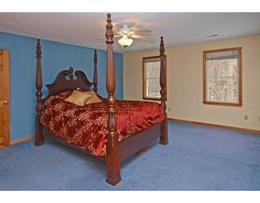 208 East St, Upton, MA 01568 photo 13