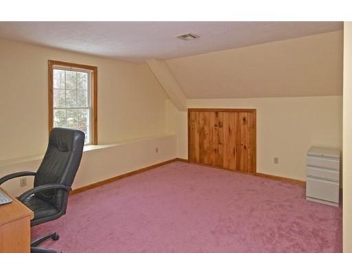 208 East St, Upton, MA 01568 photo 19