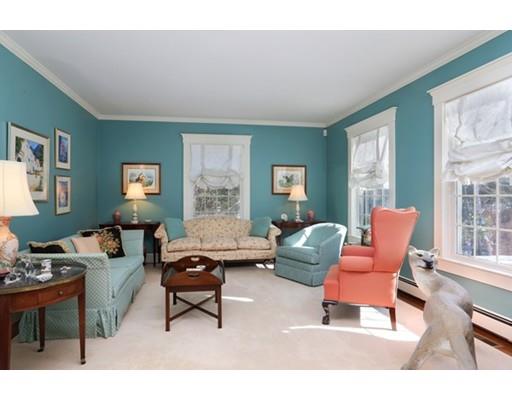 1061 High St, Dedham, MA 02026 photo 3