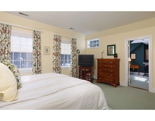 1061 High St, Dedham, MA 02026 photo 7