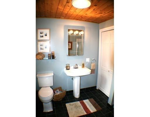 14 Kenneth Ave, Webster, MA 01570 photo 21