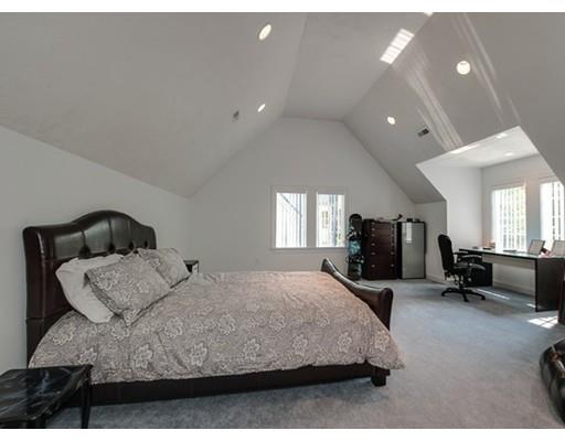 1 Southfield Ct, Needham, MA 02492 photo 9