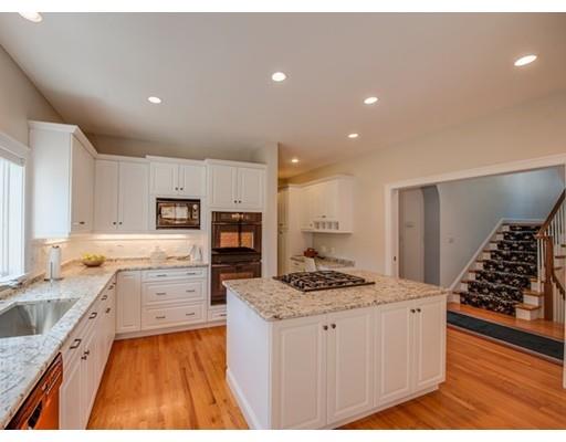 1 Southfield Ct, Needham, MA 02492 photo 5
