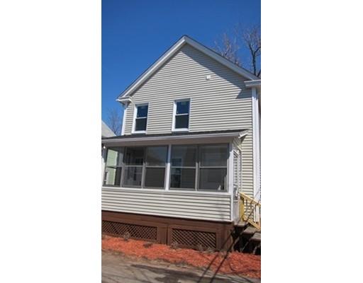 17 Pickett Pl, Springfield, MA 01109 photo 2