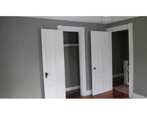 17 Pickett Pl, Springfield, MA 01109 photo 14