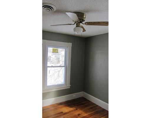 17 Pickett Pl, Springfield, MA 01109 photo 18