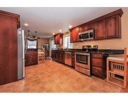 20 Walley Ct, Hyannis, MA 02601 photo 11