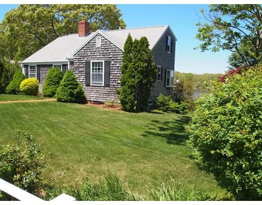 20 Walley Ct, Hyannis, MA 02601 photo 4