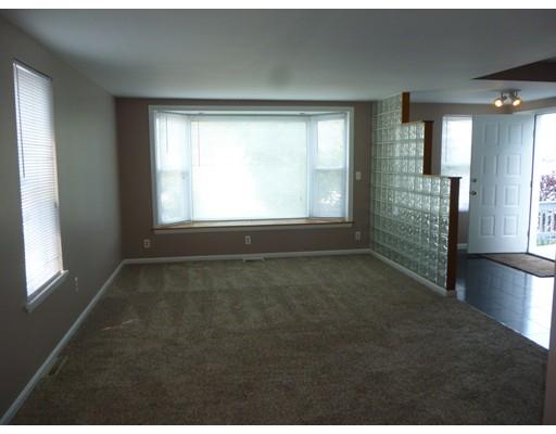 12 Stoddard Dr, Worcester, MA 01604 photo 12