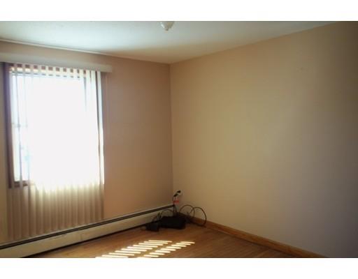 74 Salisbury St, Fall River, MA 02721 photo 11