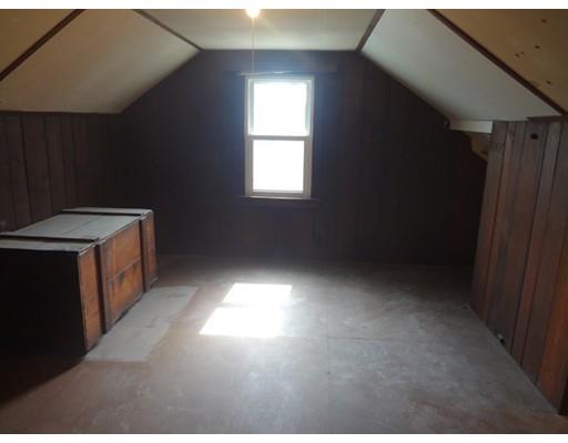 12 Hamlet St, Springfield, MA 01104 photo 16