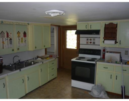 140 River Rd, Monroe, MA 01350 photo 9