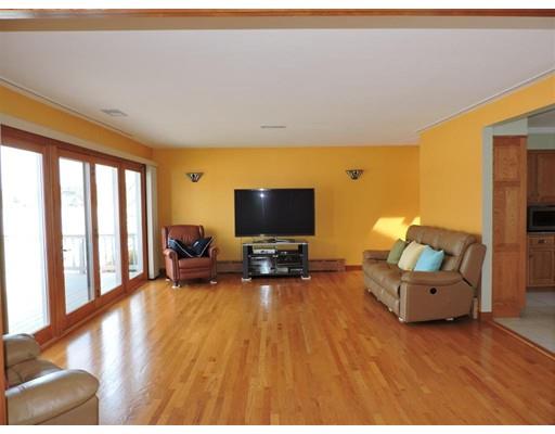 63 Colonial Rd, Webster, MA 01570 photo 18