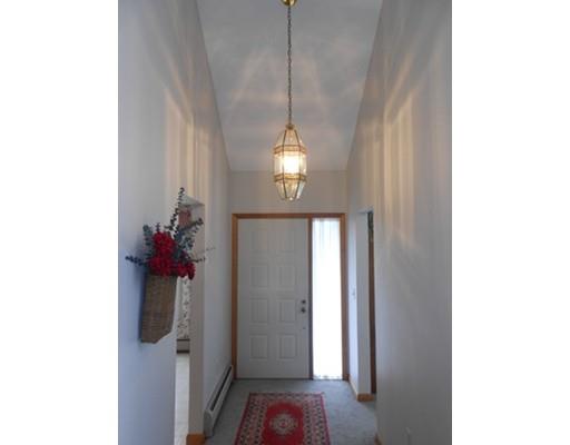 3 Beechwood Ave, Easthampton, MA 01027 photo 2