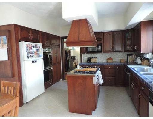 38 Hamilton St, Everett, MA 02149 photo 5